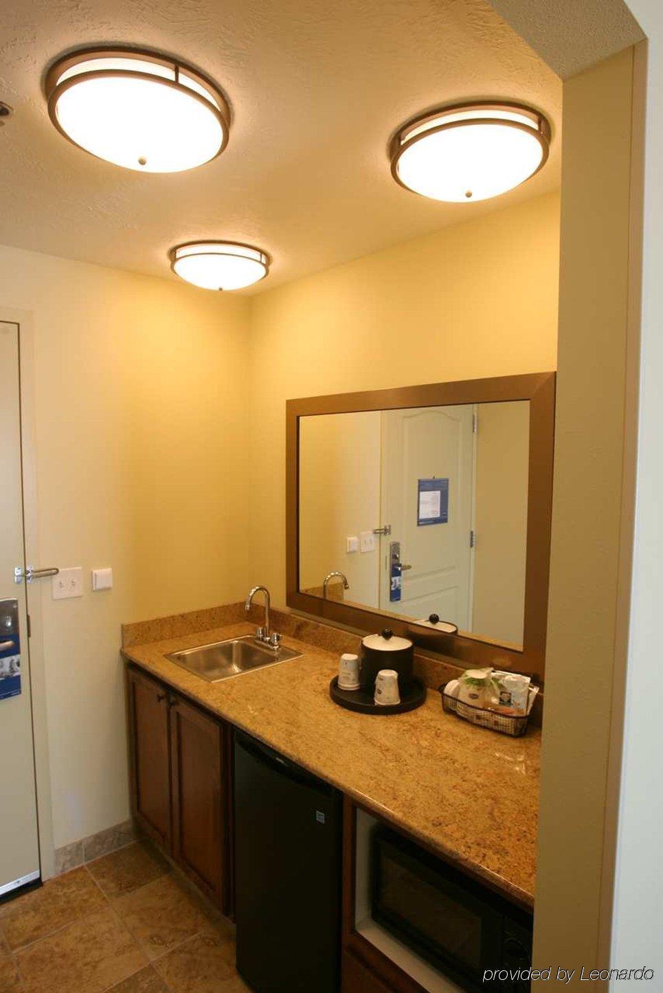 Hampton Inn&Suites Fargo Medical Center Habitación foto